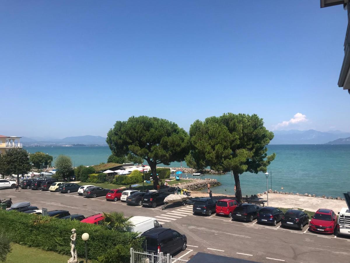 Casa Caterina Lake View Holidays Apartments Peschiera del Garda Zewnętrze zdjęcie
