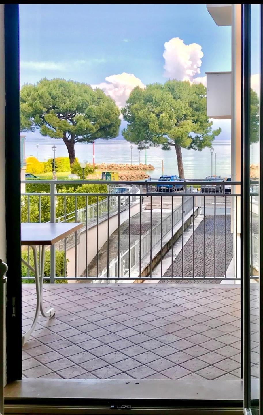 Casa Caterina Lake View Holidays Apartments Peschiera del Garda Zewnętrze zdjęcie